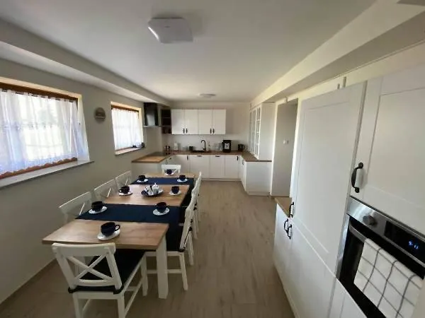 アパート Sasowka